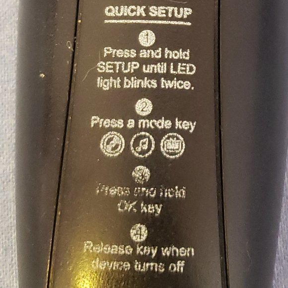 Rogers Universal Remote Control RF URC2125BC0-BX - Pre-Owned - Picture 4 of 5